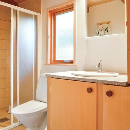 펜션 Gorgeous Home In Hovborg With Wifi 호프보리